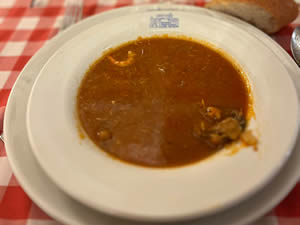 Paletilla de cordero al chilindron