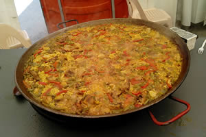 paella carne